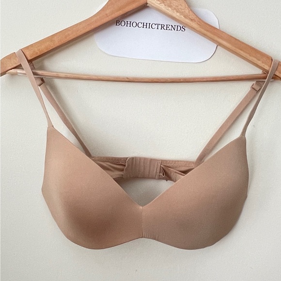 Other - 🎉 NEW LISTING Skims Lightly Paded Bra 34C Beige Tan